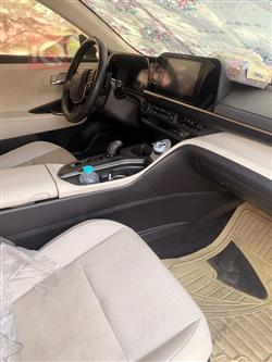 تۆیۆتا کراون